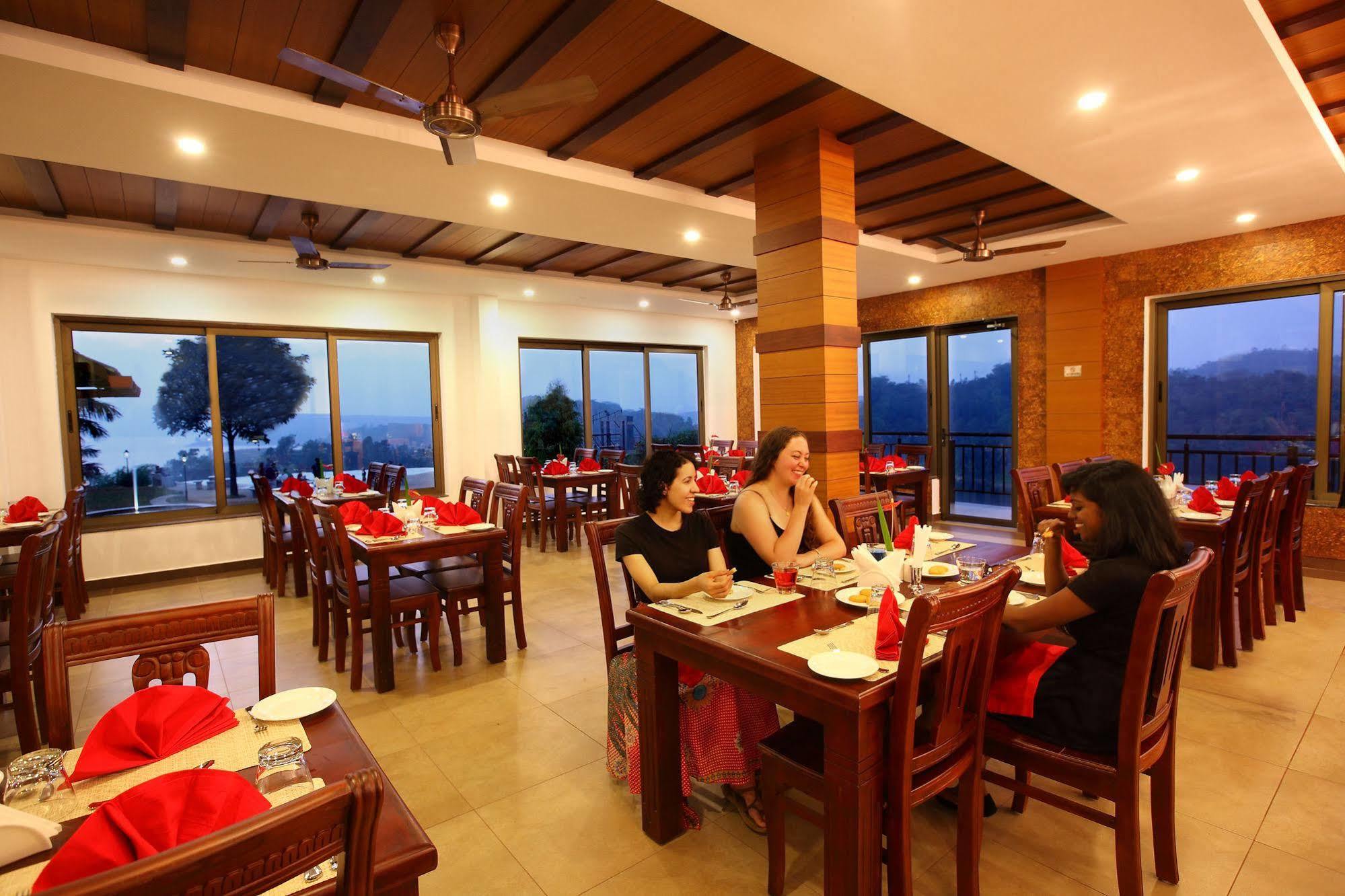Arayal Resort-A Unit Of Sharoy Resort Tariyod Екстер'єр фото
